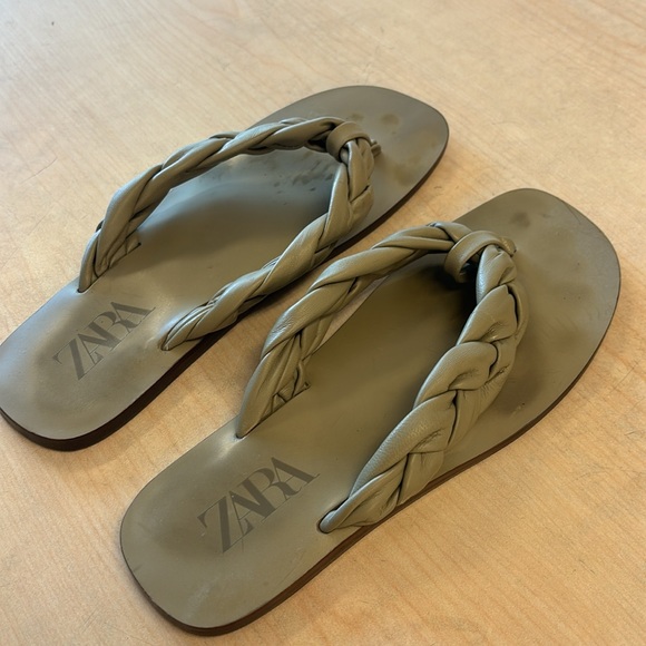 Zara Sandals. Euro size 39. Good condition. - Picture 2 of 2